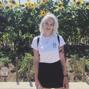 Meet your Posher, Brooke